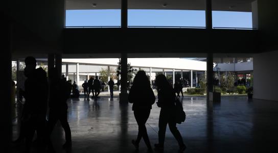 Συνέδριο για σχολικό και διαδικτυακό εκφ