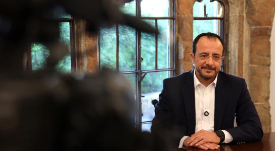 Τομή ουσίας στο σύστημα υγείας η θεσμοθέ