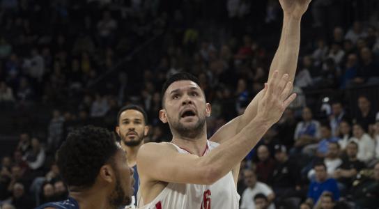 Νίκη Ολυμπιακού στην Τουρκία επί της Ανα