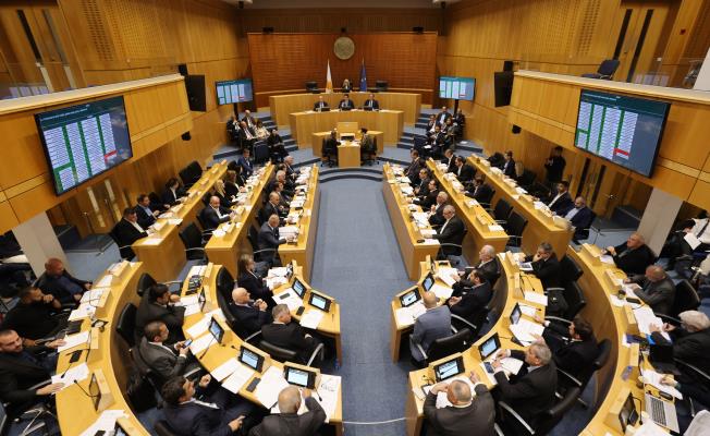 Συνεχίστηκε την Τρίτη το απόγευμα η συζή