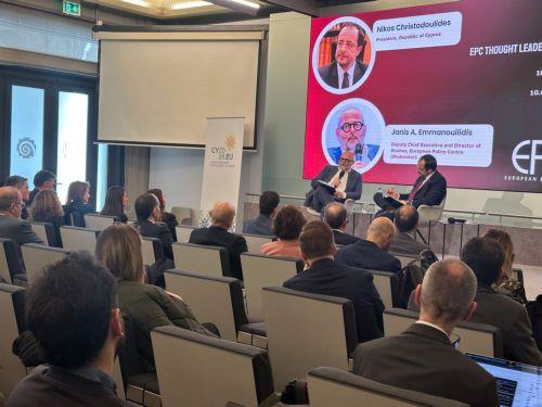 «Η στιγμή της Ευρώπης για στρατηγική αυτονομία είναι τώρα», δηλώνει ο Πρόεδρος στις Βρυξέλλες