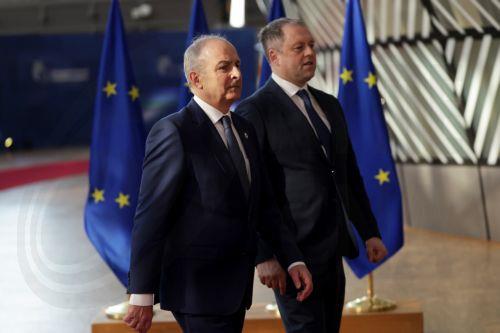 Η Ιρλανδία μειώνει για 2 μήνες τον φόρο κατανάλωσης στη βενζίνη και στο ντίζελ λόγω πολέμου