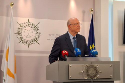 Βλέπει θετικά επανάνοιγμα του σχεδίου «ενοίκιο έναντι δόσης» είπε ο Μ. Κεραυνός στη Βουλή