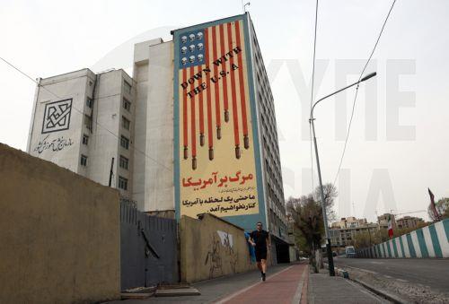 Το Πακιστάν λέει ότι πραγματοποιούνται έμμεσες συνομιλίες ΗΠΑ-Ιράν