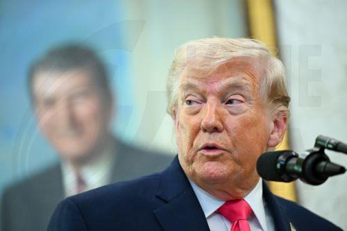 Το Ιράν «καλύτερα να σοβαρευτεί σύντομα», λέει ο Τραμπ