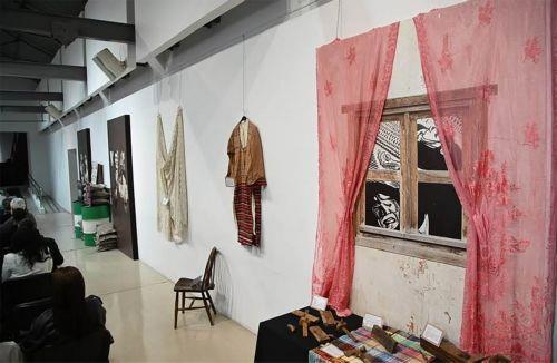 Εγκαινιάστηκε στην Πάφο έκθεση με αντικείμενα που διέσωσαν πρόσφυγες το 1974