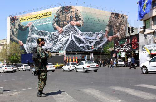 Το Ισραήλ ανακοινώνει ότι ολοκλήρωσε νέο κύμα βομβαρδισμών στην Τεχεράνη