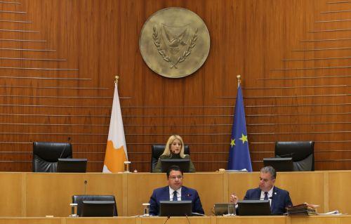 Στόχος η διαφύλαξη της δημοκρατίας, είπε η ΠτΒ με αφορμή την επέτειο πραξικοπήματος 1967