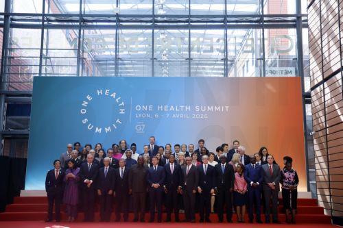 Sağlık Bakanı Charalambides, Lyon’daki “One Health” Zirvesinde Kıbrıs’ı temsil etti