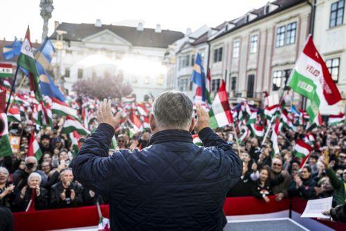 Ευρωβουλευτές ζητούν από Κομισιόν να αξιολογήσει δημοκρατική ακεραιότητα των εκλογών στην Ουγγαρία
