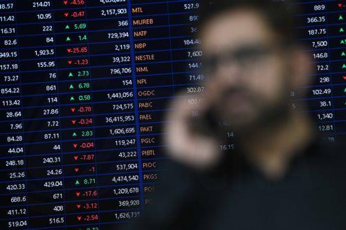 Άνοδος σε μετοχές, υποχώρηση πετρελαίου, λόγω ελπίδας για ειρήνη στη Μ. Ανατολή