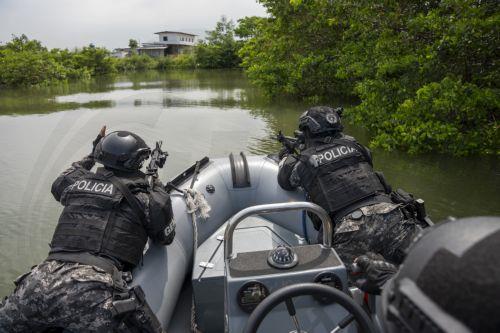 Δυο νεκροί σε βομβαρδισμό ΗΠΑ εναντίον σκάφους στον Ειρηνικό