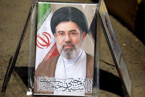 Το πολεμικό ναυτικό του Ιράν είναι έτοιμο να καταφέρει νέες ήττες στον εχθρό, λέει ο Μοτζταμπά Χαμενεΐ