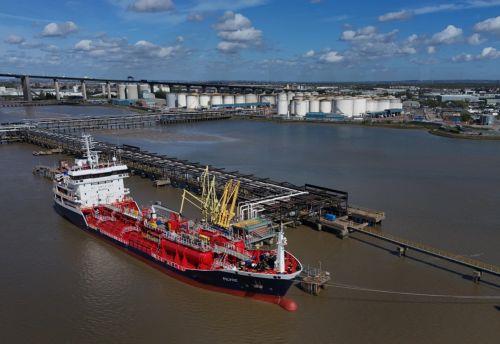 Ο στρατός ΗΠΑ λέει ότι εμπόδισε πλοία να περάσουν από Ορμούζ το τελευταίο 48ωρο