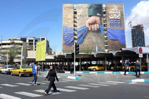 Η Τεχεράνη είπε πως έλαβε νέες προτάσεις από την Ουάσινγκτον και τις εξετάζει