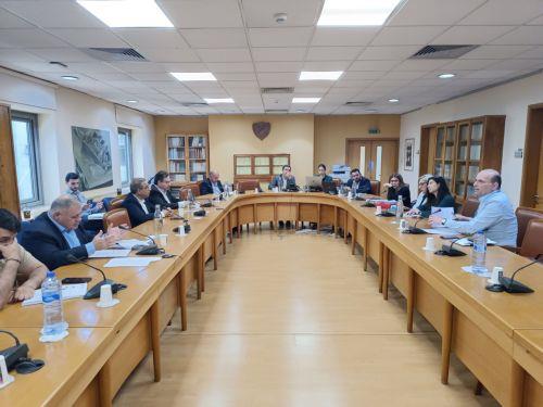 Δεν πάει Ολομέλεια η πρόταση για φύλαξη μαθητών, μη αποδεκτή η αναπομπή ΠτΔ για εκπαιδευτικούς αορίστου