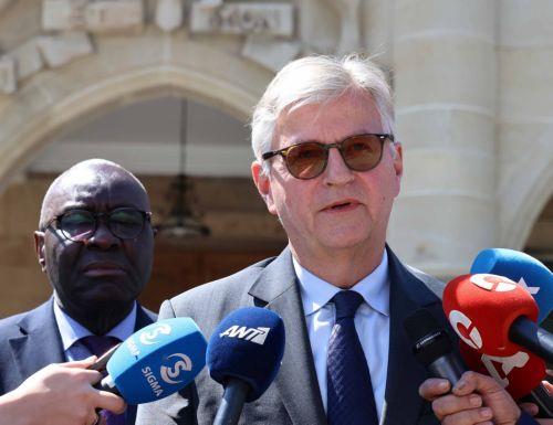 Διατήρηση ηρεμίας σημαίνει ότι οι συνομιλίες μπορούν να συνεχιστούν, λέει ο Λακρουά