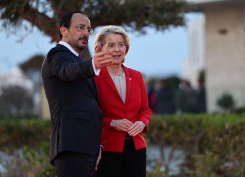 Οδικό χάρτη για εμβάθυνση της ενιαίας αγοράς υπέγραψαν ΠτΔ και επικεφαλής θεσμών της ΕΕ