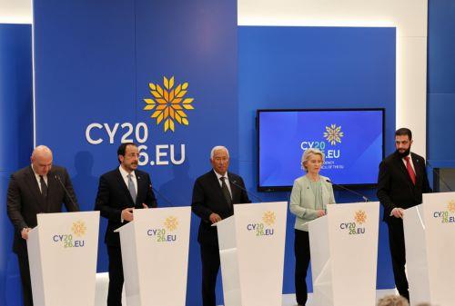 Ενίσχυση συνεργασίας και διασφάλιση σταθερότητας συζήτησαν ηγέτες Ευρώπης-Μ. Ανατολής (1)