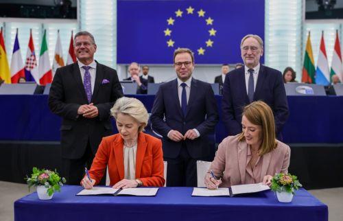 Συμφωνία στενότερης εταιρικής σχέσης Κομισιόν - Ευρωβουλής