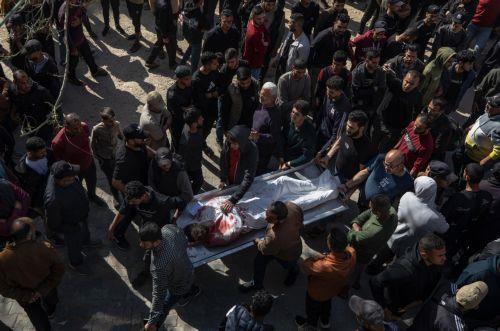 Οι επικεφαλής περίπου 30 διεθνών ΜΜΕ ζητούν από το Ισραήλ πρόσβαση στη Γάζα