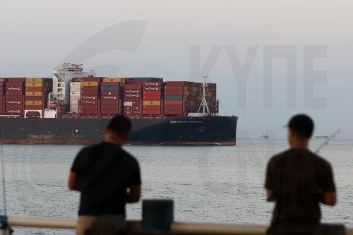 Η Τεχεράνη επιτρέπει τη διέλευση κινεζικών πλοίων από Στενά Ορμούζ, μεταδίδουν ιρανικά ΜΜΕ