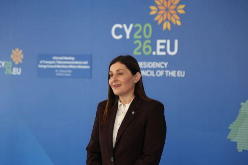 Ουσιώδης η προστασία ελευθερίας της ναυσιπλοΐας, είπε Μ. Χατζημανώλη στην άτυπη Σύνοδο ΕΕ