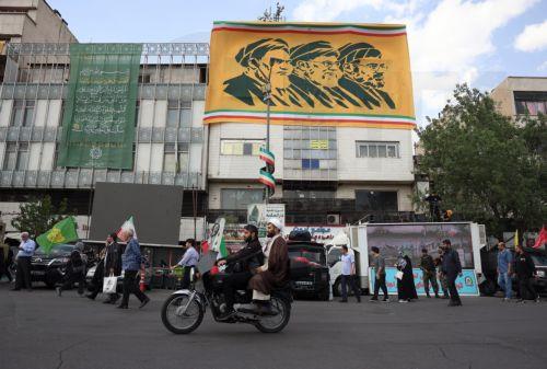 Συνέχιση των στρατιωτικών επιχειρήσεων εναντίον μας ο ναυτικός αποκλεισμός, λέει ο Πρόεδρος του Ιράν