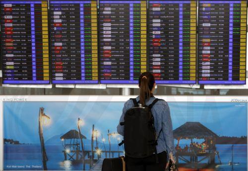 Τα ΗΑΕ περιορίζουν τον εναέριο χώρο τους μετά από επίθεση Ιράν