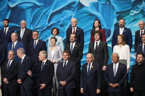 Cumhurbaşkanı’ndan Erivan’daki Avrupa Siyasi Topluluğu Zirvesinde stratejik bağımsızlık mesajı