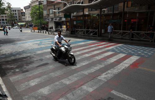 Κανένα πλοίο δεν κτυπήθηκε ανακοινώνουν οι ΗΠΑ μετά τις αναφορές Ιράν για βολή κατά αμερικανικού πολεμικού
