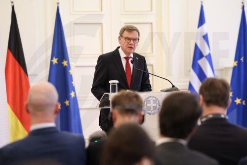Οι ΗΠΑ παραμένουν βασικός σύμμαχος της Γερμανίας, λέει ο Βάντεφουλ