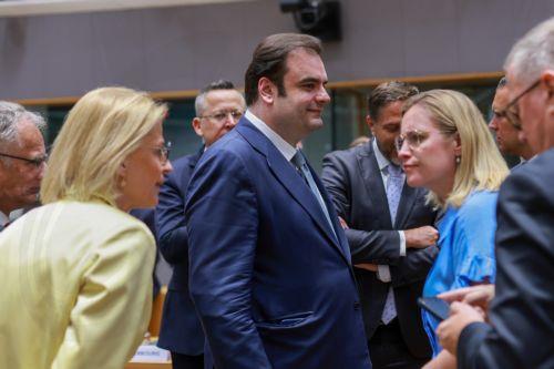 Για τις προτροπές Πιερρακάκη στο Ecofin για μεταρρύθμιση της ESMA γράφει η Le Point