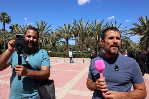Βουλευτικές 2026: Φεστιβάλ υποψηφιοτήτων με φούξια μικρόφωνα, σκυλιά και… μελισσοκόμους (ΟΡΘΗ ΕΠΑΝΑΛΗΨΗ)