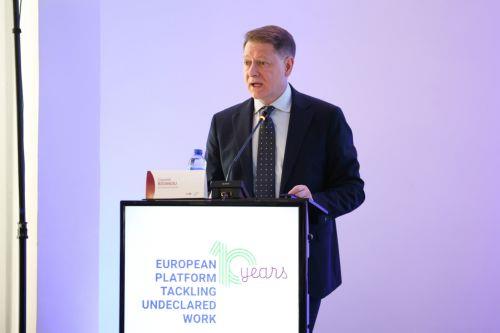 Ισχυρή η δέσμευση της Κύπρου για δίκαιη εργασιακή κινητικότητα, λέει Ευρωπαίος αξιωματούχος