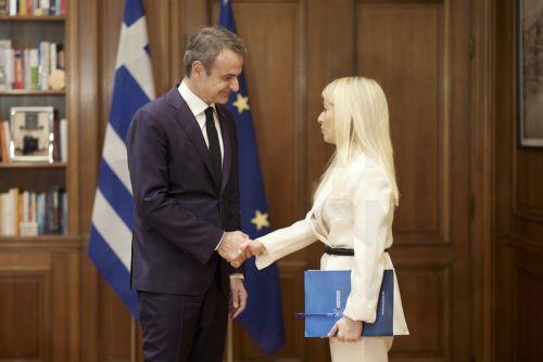 Annita Demetriou, Kyriakos Mitsotakis’e Kıbrıs’a sunulan destek için teşekkür etti