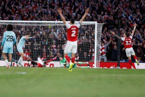 Μια νίκη μακριά από την κατάκτηση της Premier League βρίσκεται η Άρσεναλ
