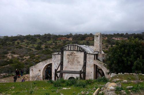 Προκήρυξη εργασιών συντήρησης της Παναγίας της Μελανδρίνας στα κατεχόμενα
