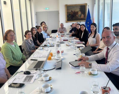 Σταθερή στήριξη σε άτομα με αναπηρίες, εκφράζει η Υφ. Κοινωνικής Πρόνοιας