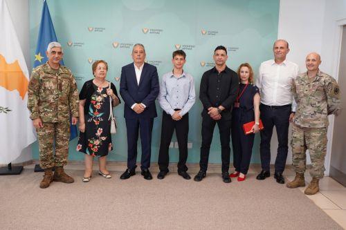 Στην παρουσία ΥΠΑΜ και άλλων αξιωματούχων η τελετή διαβεβαίωσης πρώτου Κύπριου στη Ναυτ. Ακαδημία ΗΠΑ