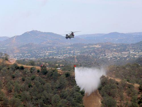 Ελικόπτερο Chinook έτοιμο για αντιπυρική περίοδο λένε οι ΒΒ