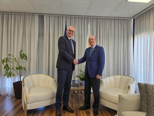 Συνάντηση Υπουργού Οικονομικών με τον Αντιπρόεδρο ΕΤΕπ