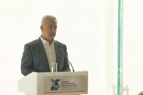 Σύσκεψη για τη συμφόρηση στο Αεροδρόμιο Λάρνακας συγκάλεσε ο Υπουργός Δικαιοσύνης