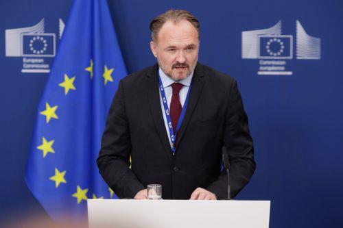 Η ΕΕ ανησυχεί για επιδείνωση το καλοκαίρι της κατάστασης εφοδιασμού αεροσκαφών με καύσιμα