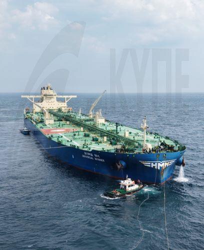 Έκρηξη άγνωστης προέλευσης στο Ορμούζ, επίθεση ΗΠΑ σε τρίτο δεξαμενόπλοιο στον Κόλπο του Ομάν
