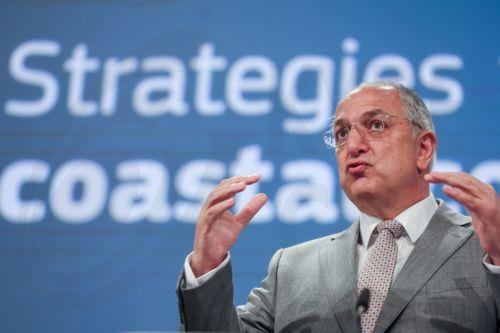 Τη σημασία του κλάδου της υδατοκαλλιέργειας τόνισε ο Επίτροπος Καδής