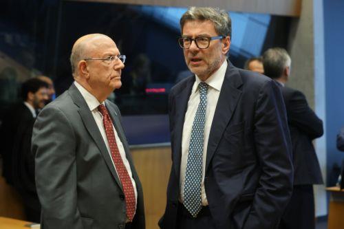 Στις Βρυξέλλες ο ΥΠΟΙΚ για συνεδριάσεις Eurogroup και ECOFIN