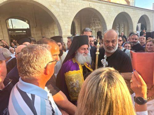 Ενθρονίστηκε ο νέος Μητροπολίτης Πάφου Γρηγόριος, διαμαρτυρίες υποστηρικτών Τυχικού