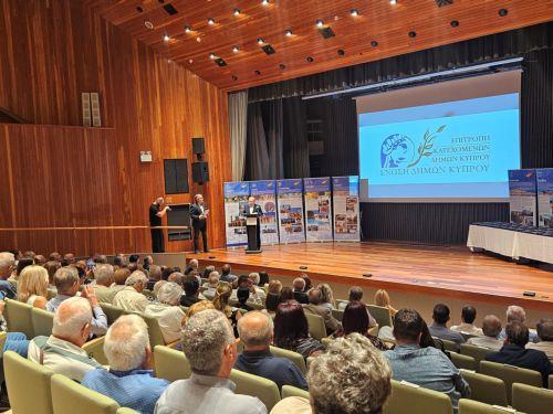 Η προσφυγιά μετατράπηκε σε προσφορά προς την κοινωνία, λέει η Υπ. Παιδείας