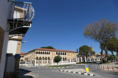 Ορίζεται συνάντηση Αρχιεπισκόπου με Τυχικό τις προσεχείς μέρες